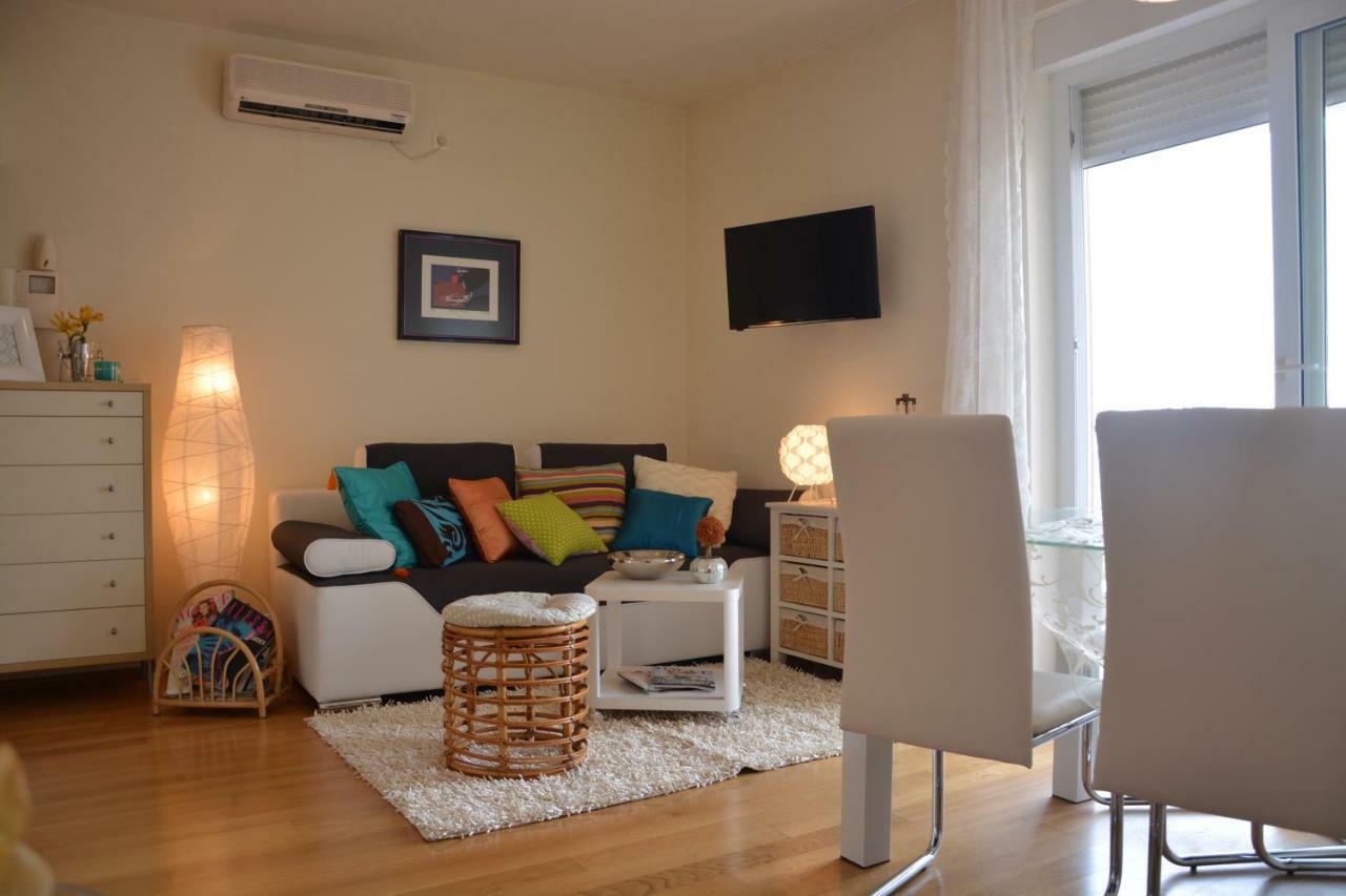 Apartment Vacation In Zadar - Mirna Екстер'єр фото